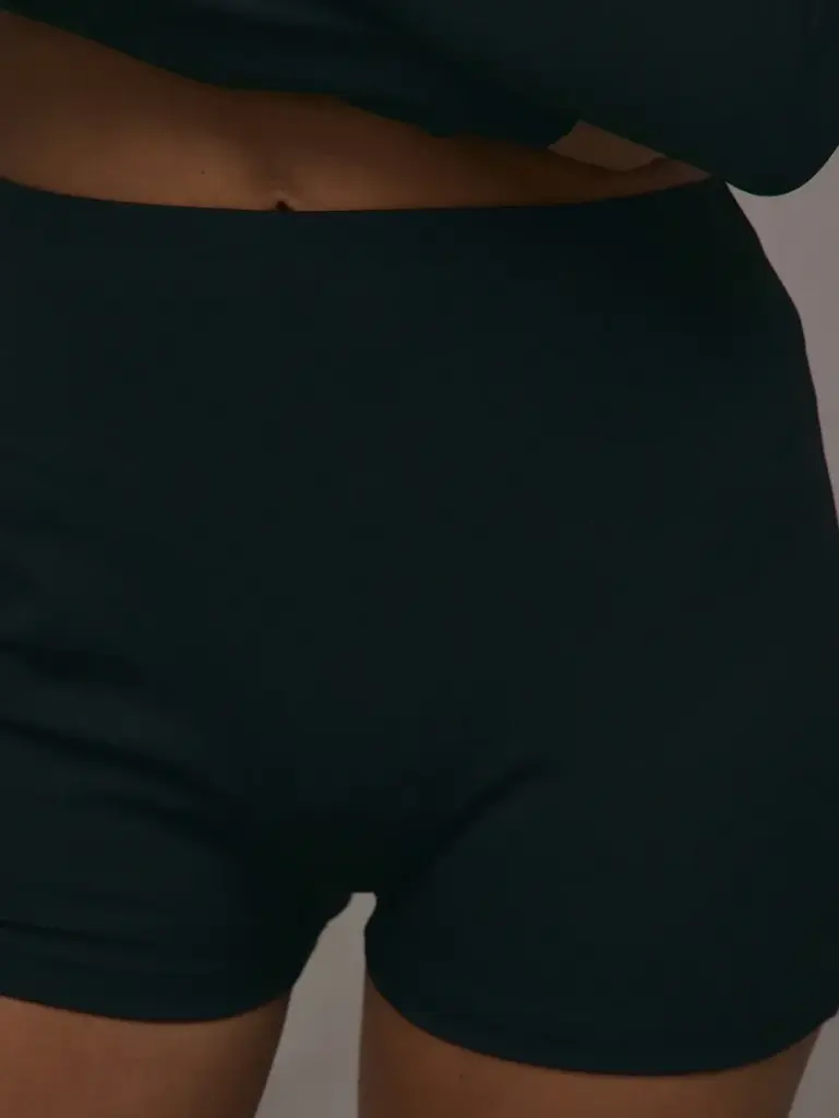 imgi_233_172914771931153413a622dd7db1bc278eda4f3e3b_thumbnail_900x.webp