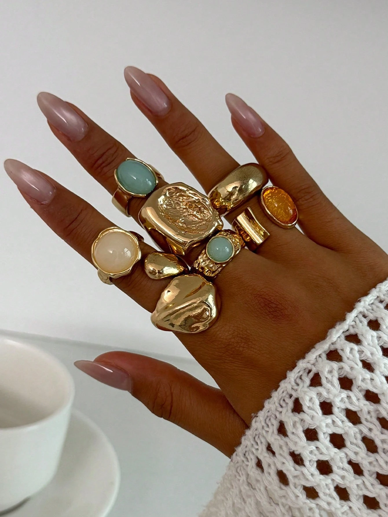 Set de 7 Anillos Dorados con Piedras — vista adicional 1