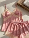 Pijama de Camisola y Short de Satín Rosa con Encaje — vista 1