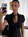 Blusa Negra Entallada con Moño — vista 2