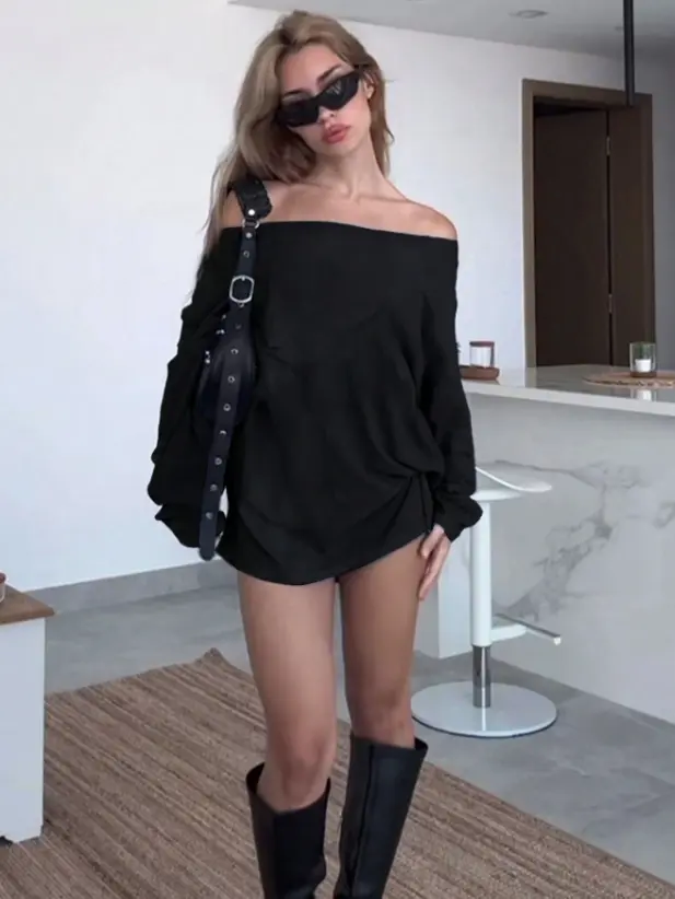 Blusa Negra Holgada DESC