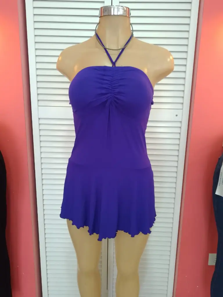 Traje Completo con Olan Falda 