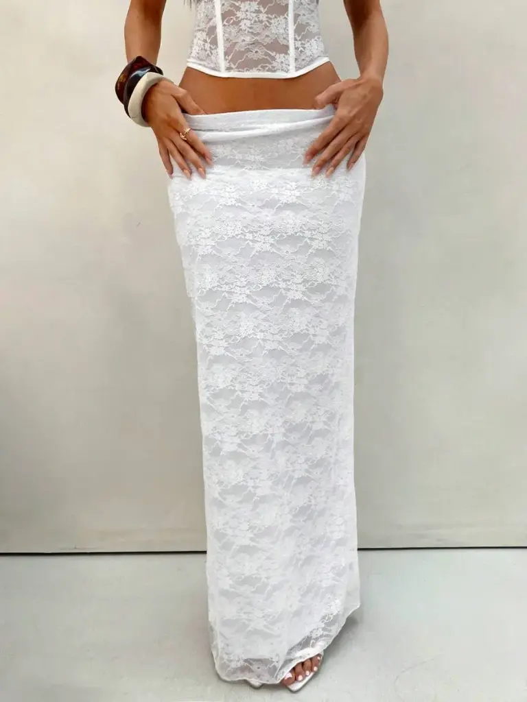 Falda de Encaje Blanca 