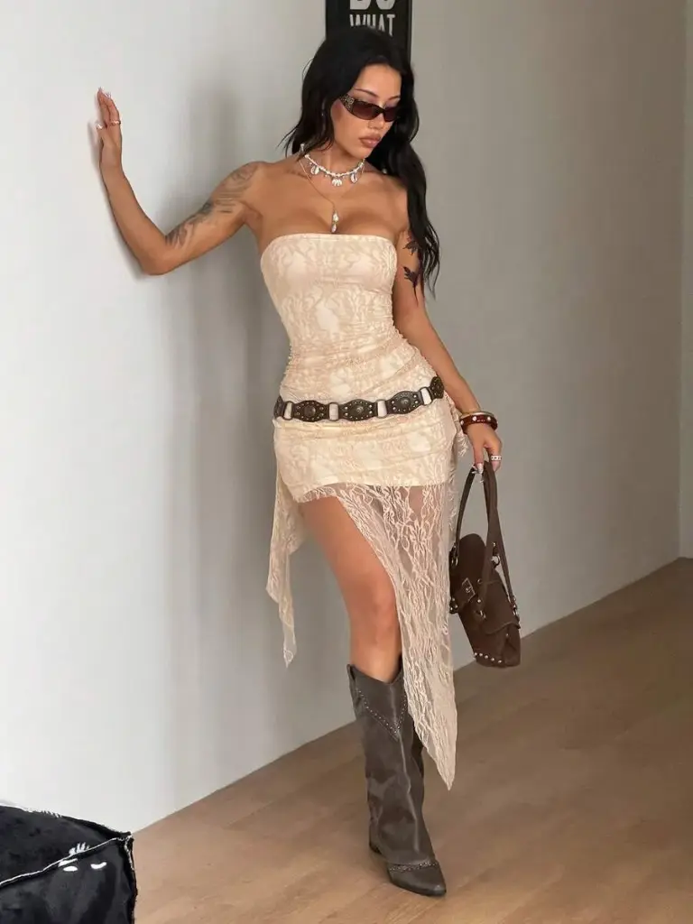 Vestido Strapless Encaje