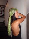 Pañuelo Verde con Lentejuelas y Flecos