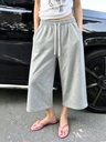 Pantalón Deportivo Gris Claro de Pierna Ancha