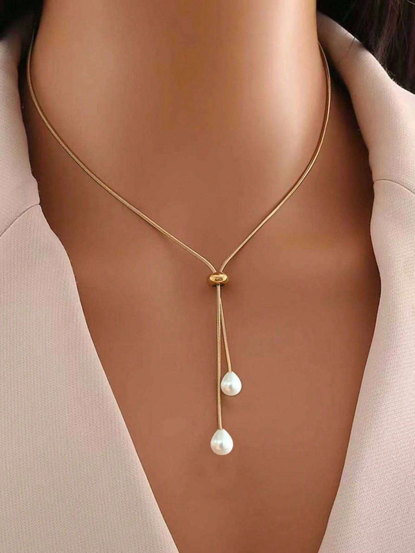 [sj25030584364795205] Collar Dorado con Perlas Colgantes