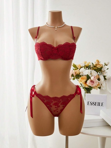 Conjunto de Brasier y Tanga de Encaje Vino