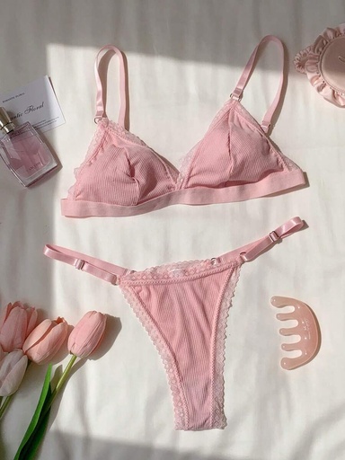[si260508101123211230603] Conjunto de Brasier y Tanga Rosa con Encaje