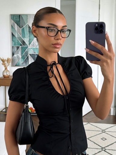 [sz260417143015546301781] Blusa Negra con Lazo